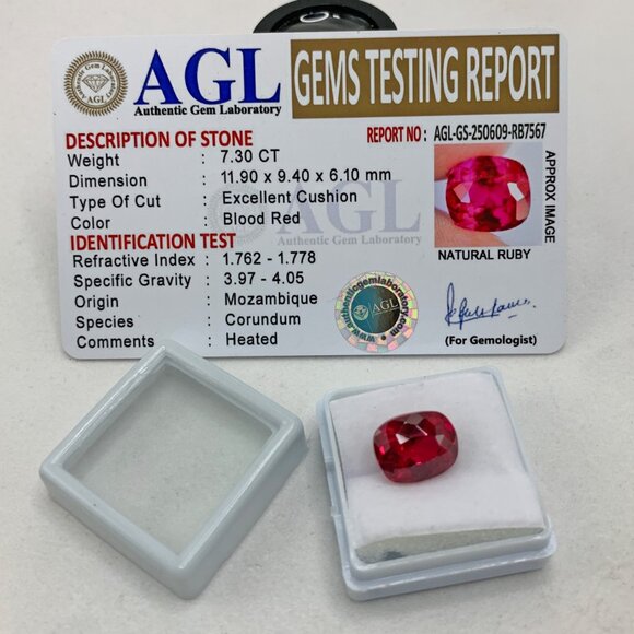 Elegant Red Gemstone ruby - Picture 2 of 13